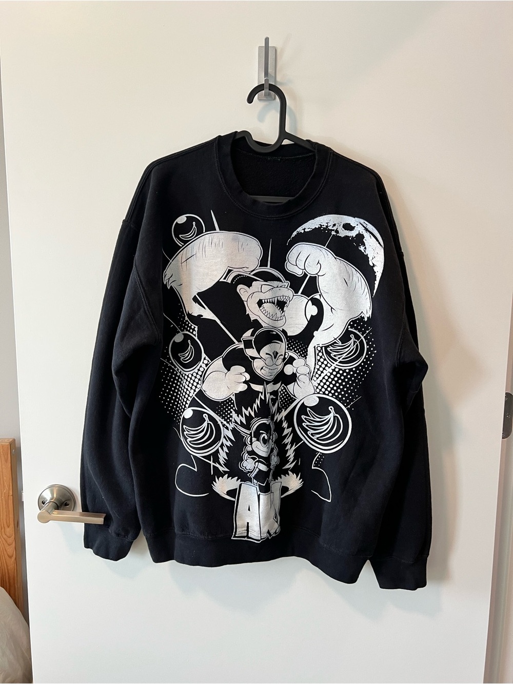Black Graphic Crewneck Sweatshirt - Bold Monochrome Design